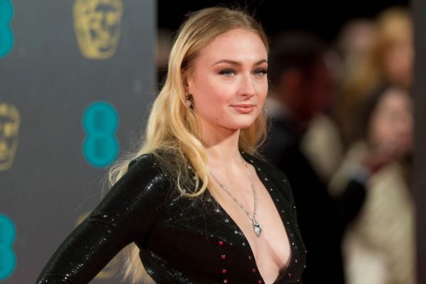 sophie turner sophie turner